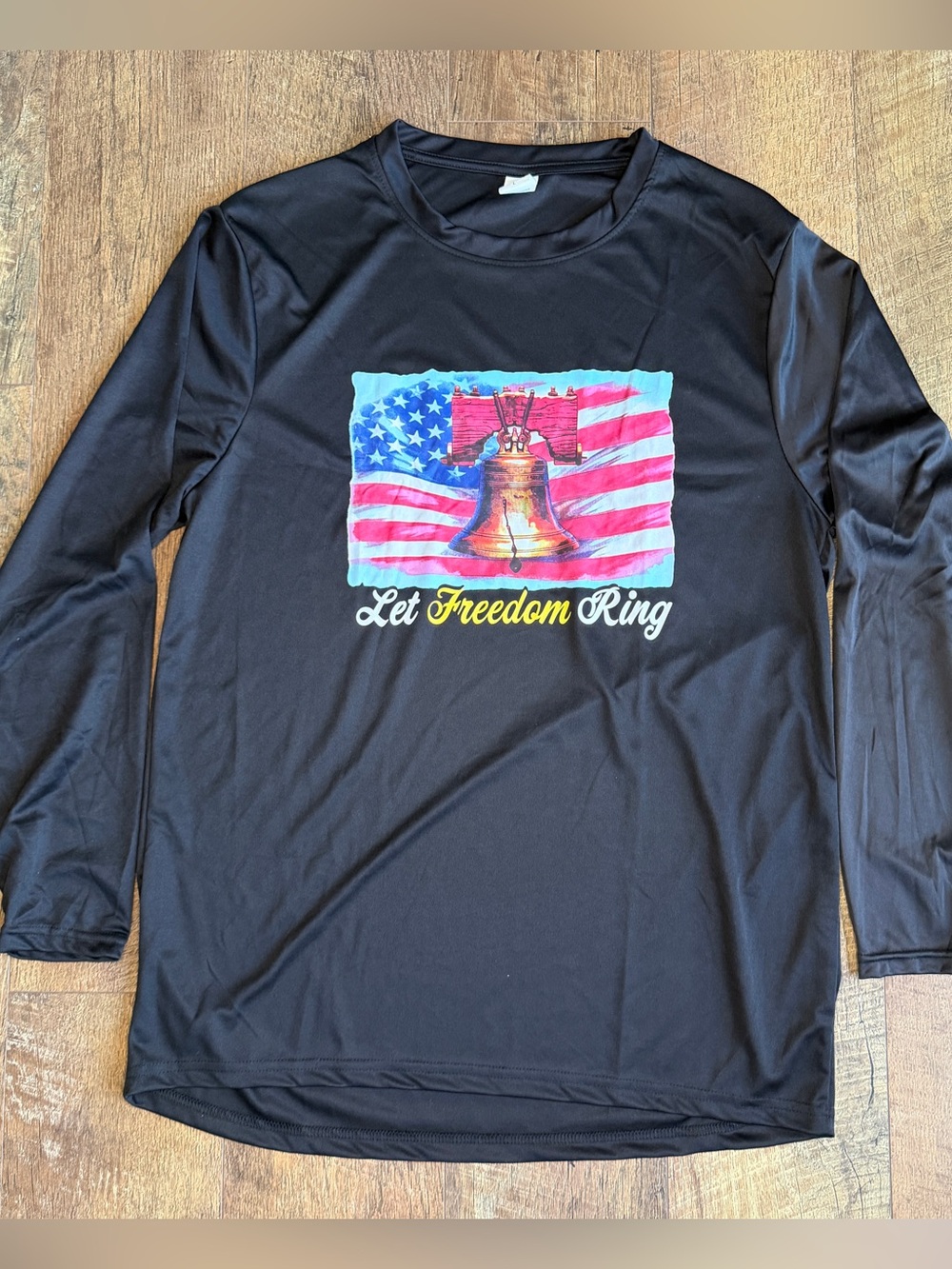 Armored Sportswear Men’s Long Sleeve Silky Let Freedom Ring Graphic Black Large